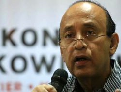 Semua Agama Impor