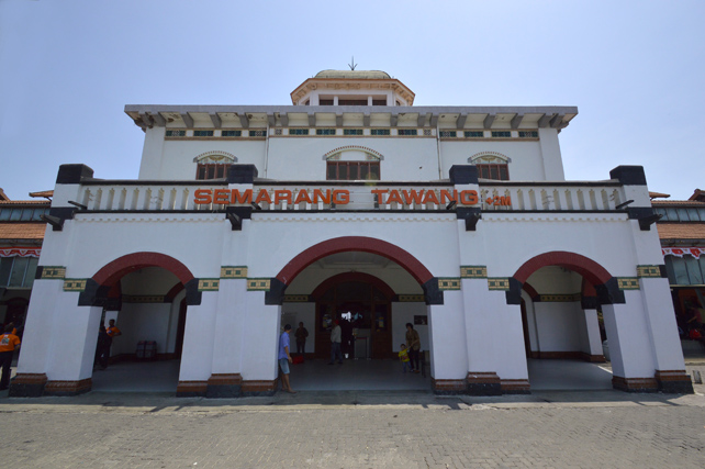 KA Blambangan Ekspres
