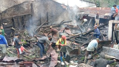 Masak Air Ditinggal Tidur, Rumah Lansia di Pemalang Ludes Terbakar