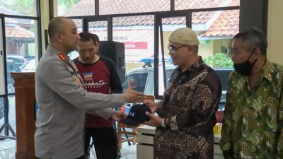 Safari Jumat Curhat, Kapolres Tegal Dengarkan Keluh Kesah dan Curhatan Warga soal Polisi