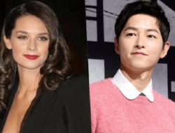Trending Topic, Song Joong Ki Umumkan Pernikahan di Twitter
