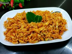 Resep dan Cara Membuat Ayam Suwir Pedas untuk Isi Cireng dan Nasi Bakar ala Arfiani Yanuar