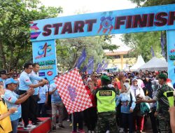 Rangkaian HUT Brebes, Ribuan Peserta Ikuti Jalan Sehat Bahagia