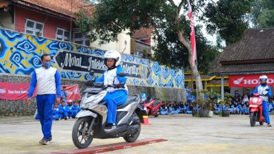 Cara Berkendara Sepeda Motor Cari Aman untuk Pelajar Sekolah, Begini Tipsnya