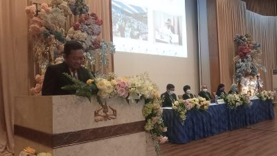 Direktur RSUD Kardinah Kota Tegal Beri Sambutan di Acara Sumpah Dokter Trisakti