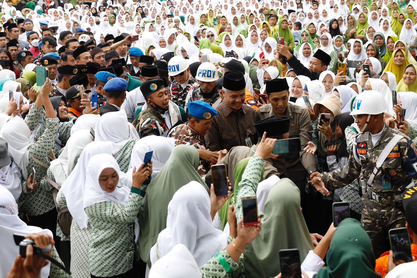 Apel harlah satu abad NU.
