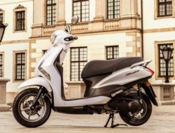 Yamaha D’elight Desain Vespa Kekinian Saudara Jauh FINO yang Keren Abis