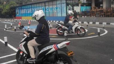 Bikin Surat Izin Mengemudi Baru Bisa Bayar Pakai Sampah