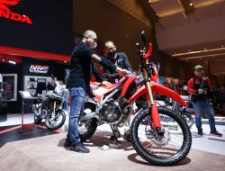 Honda CRF250L Motor Off Road Terbaru yang Ringan dan Anti Slip