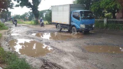 Perbaikan Jalan