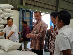 Stok Beras di Gudang Bulog Cimohong Brebes Tinggal 110 Ton
