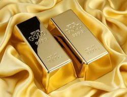 Demam  Investor Borong Logam Mulia  dan  Dorong Harga Emas  Naik