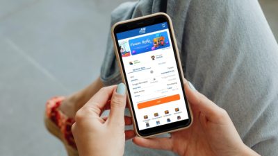 Promo tiket kereta api berhadiah umrah gratis.