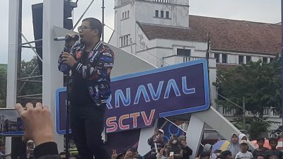 Warga Tegal Menyemut Saksikan Karnaval SCTV Hari Pertama
