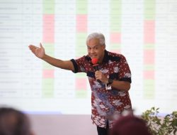 Buruh Tuntut Uang Lembur, Ganjar: Kalau Dinasnya Nggak Respons Tak Kethaki