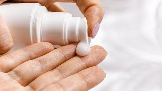 sunscreen untuk kulit berminyak dan berjerawat