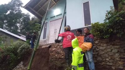 Tiga Desa di Kabupaten Tegal Longsor, 8 Rumah Rusak, 6 Terluka, dan 4 KK Mengungsi