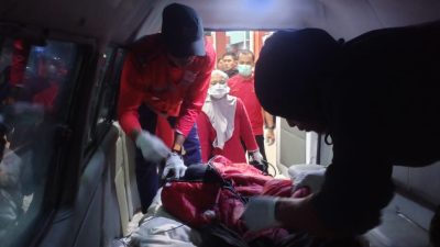Evakuasi mahasiswa meninggal saat mendaki gunung