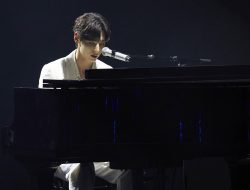 Debut Penyanyi Solo Hwang Min Hyun Gelar Showcase Akhir Bulan Ini