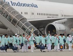 Rekomendasi Paspor Umrah dan Haji Khusus Dicabut, Jemaah Kian Gampang ke Tanah Suci