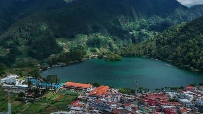 Telaga Sarangan di Magetan, Jawa Timur