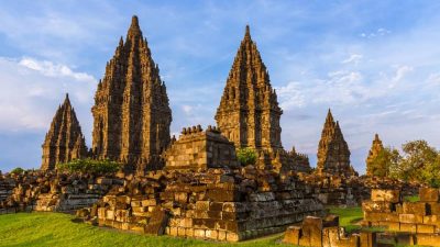 Fakta unik dan keren Candi Prambanan